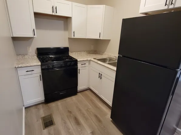 591 Pike St Unit A, Meadow Lands, PA 15347