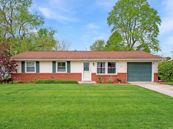 8219 Santa Fe Trl, Fort Wayne, IN 46815