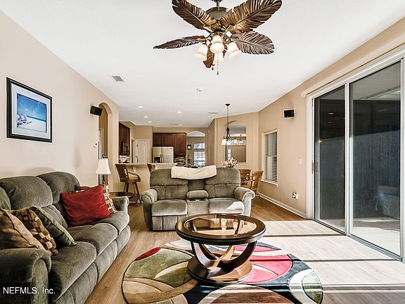 3rd image of 12182 Evans Oak Ct