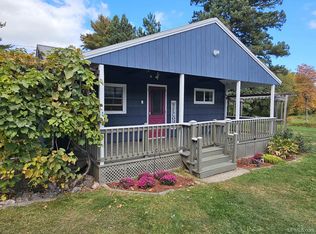 17811 Lee Rd, Lanse, MI 49946