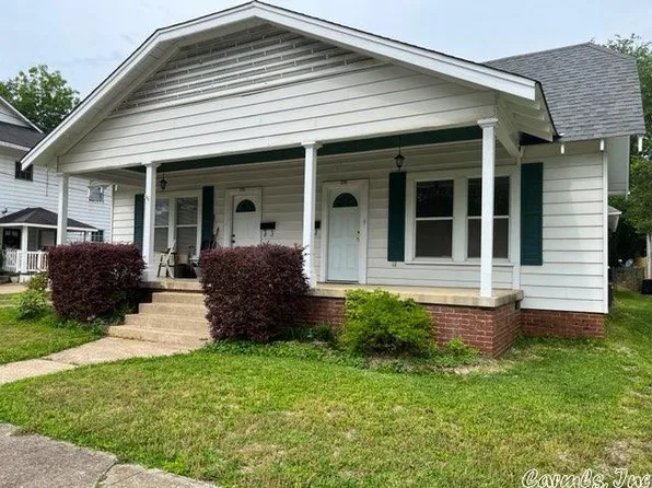 213-215 N 4th St, Arkadelphia, AR 71923