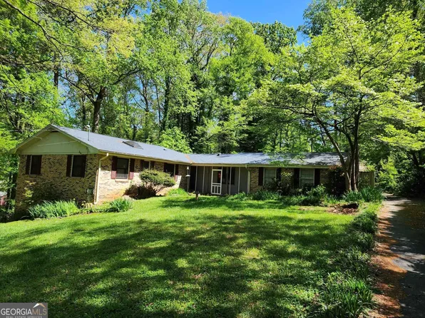 20 Bailey Dr, Lilburn, GA 30047