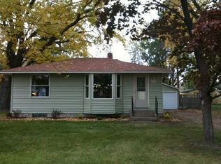 238 6th Ave NE, Cambridge, MN 55008