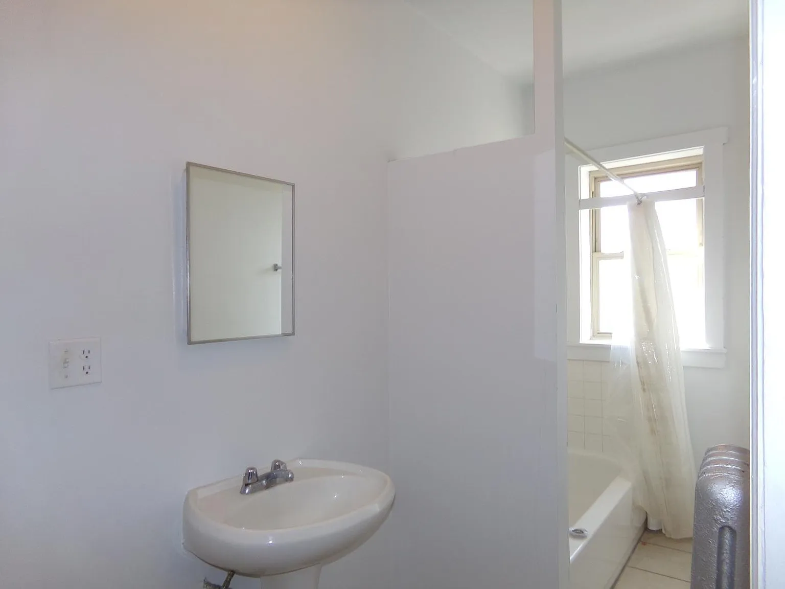 1326 West Estes Avenue #3W — Photo 3