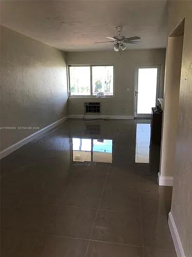 600 Layne Blvd #208 Photo 1