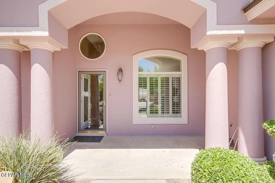 4 bed, 3.5 bath, 2671 sqft, $2,895 — Photo 4