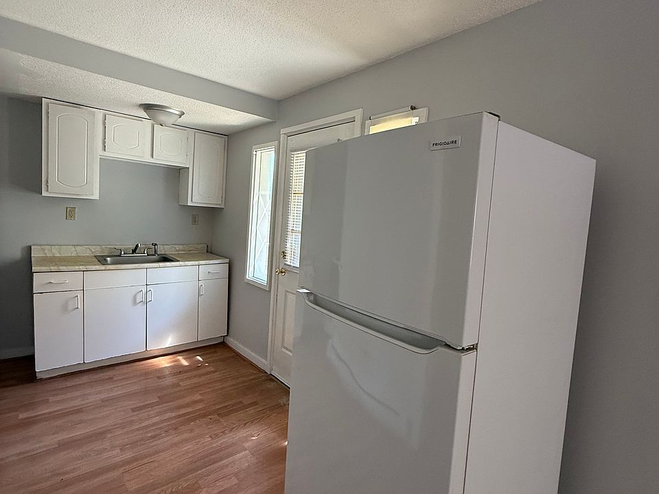 1st image of 1495 State St #1-F-0