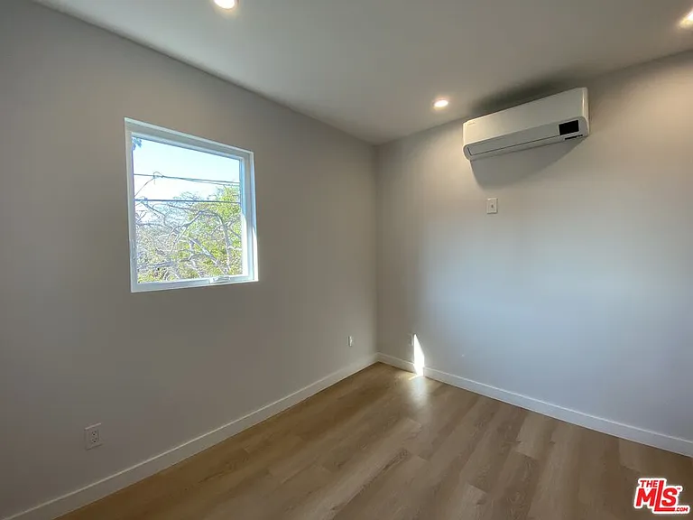 3207 W 3rd St #3 — Photo 18
