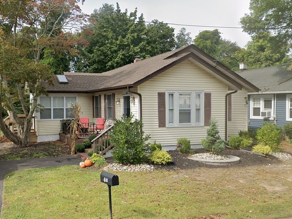 1st image of 411 Locust St