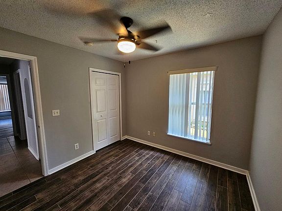 5th image of 12750 Parkbury Dr
