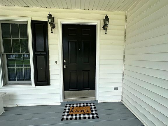 2nd image of 8338 Oxfordshire Pl
