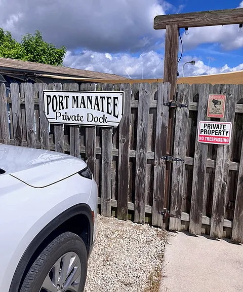 Private 44' slip in Port Manatee, now equipped with a boat lift. Enjoy 220V power, fresh water wash-down, shared bait freezer, cleaning stations, and chairs to relax, a fisherman's dream!