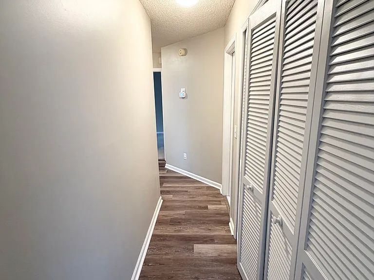 14174 Hampton Falls Dr N — Photo 12