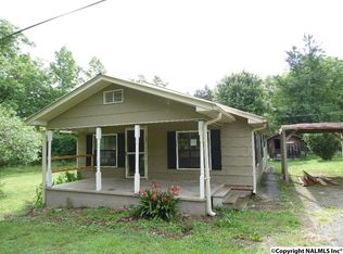 1722 Valley Dr, Steele, AL 35987