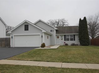 725 Seven Hickory Rd, Byron, IL 61010