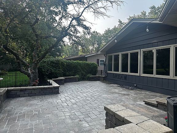 Expansive Patio