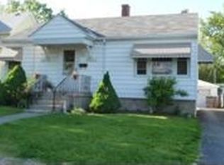 915 Jasper St, Joliet, IL 60436