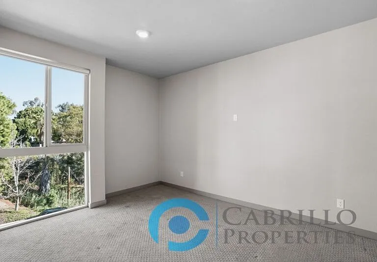 3093 Broadway #402 — Photo 13