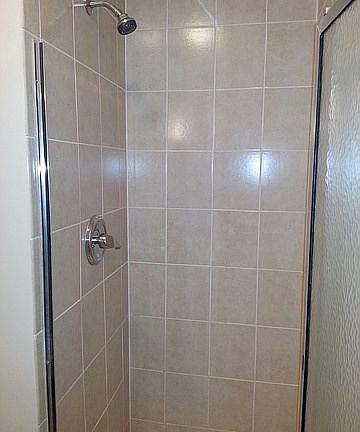 3rd image of 902 W Alleghany Dr