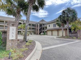 555 Grande Manor Ct UNIT 303, Wilmington, NC 28405