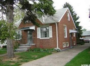 3714 Woodway Rd, Parma, OH 44134