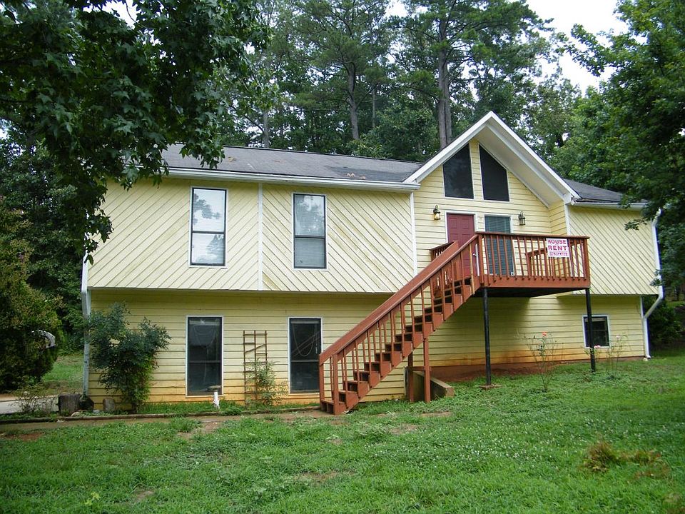 1st image of 658 Hunt Station Dr