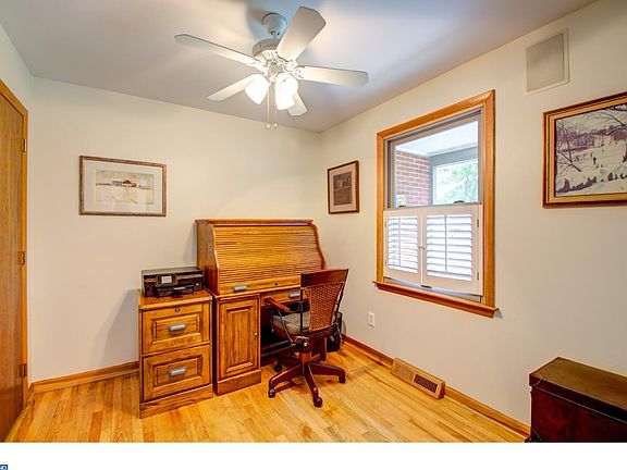 5th image of 4653 Norwood Dr