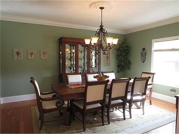 4th image of 1154 Lauralynn Dr
