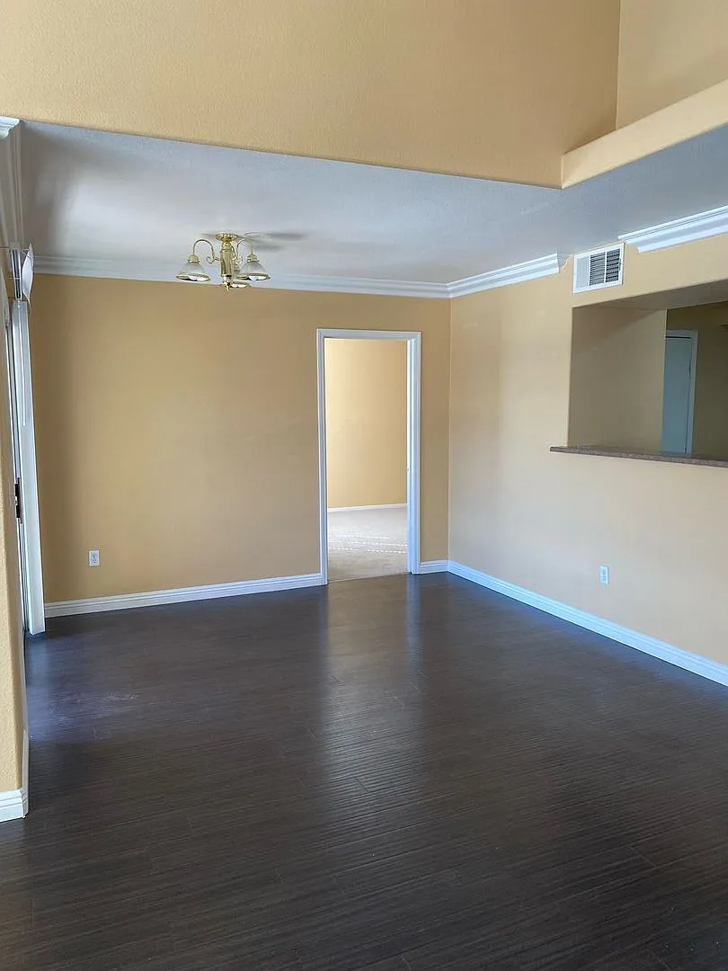 Traverse Point Condo! 2/2 In Henderson, NV! — Photo 2
