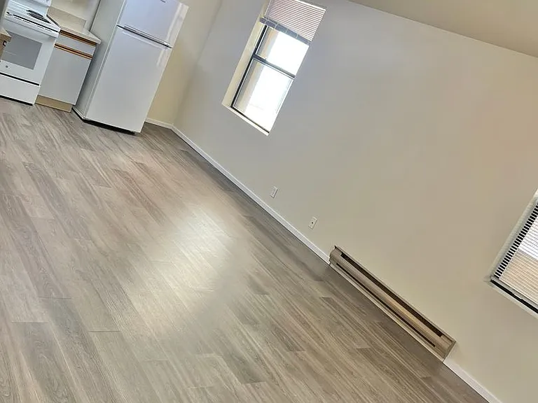 Tuscany Apartments — Photo 6