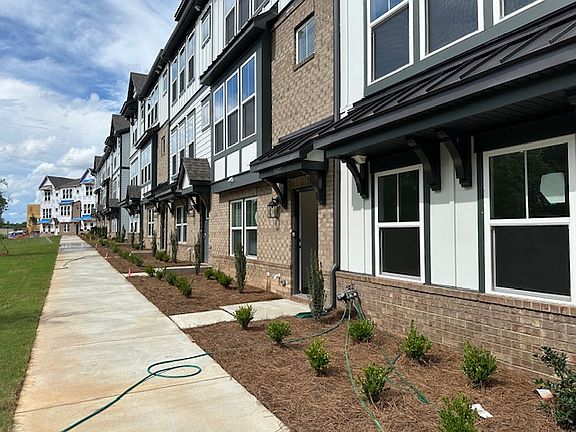 4th image of 5007 Westmead Ln