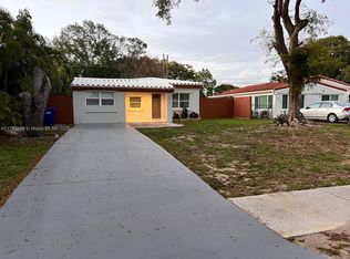 1371 NE 181st St, North Miami Beach, FL 33162