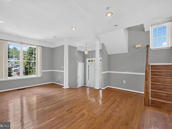 5th image of 2380 Tacoma Pl