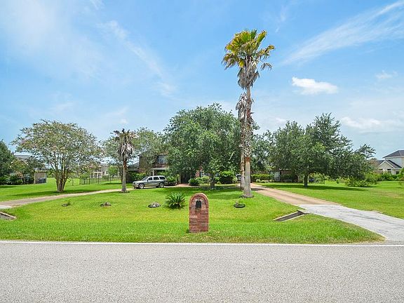 2nd image of 4618 Diamond Springs Dr
