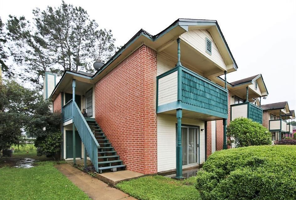 1st image of 13611 Ravensway Dr APT A
