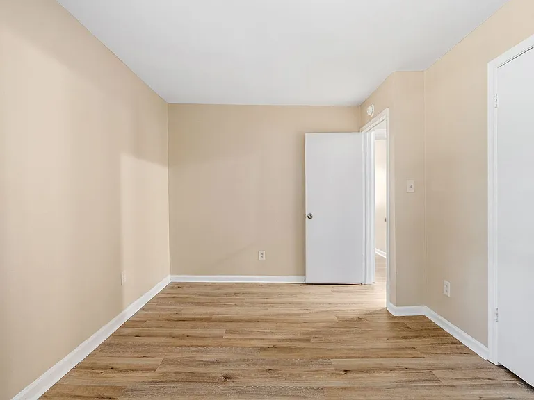 4117 Rainbow Dr — Photo 18