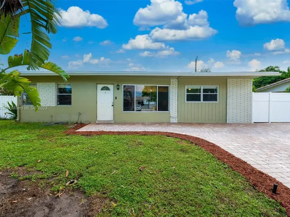 1050 NE 23rd Ct, Pompano Beach, FL 33064