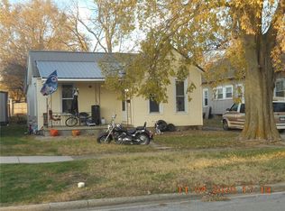 1708 Marion Ave, Mattoon, IL 61938