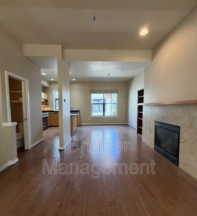 1st image of 1420 NW 20th Ave APT 502