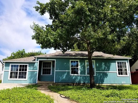 3rd image of 527 W Mariposa Dr