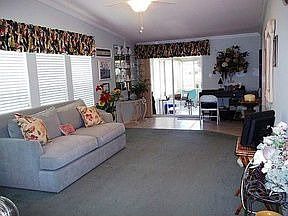 5th image of 25 Claremount Dr