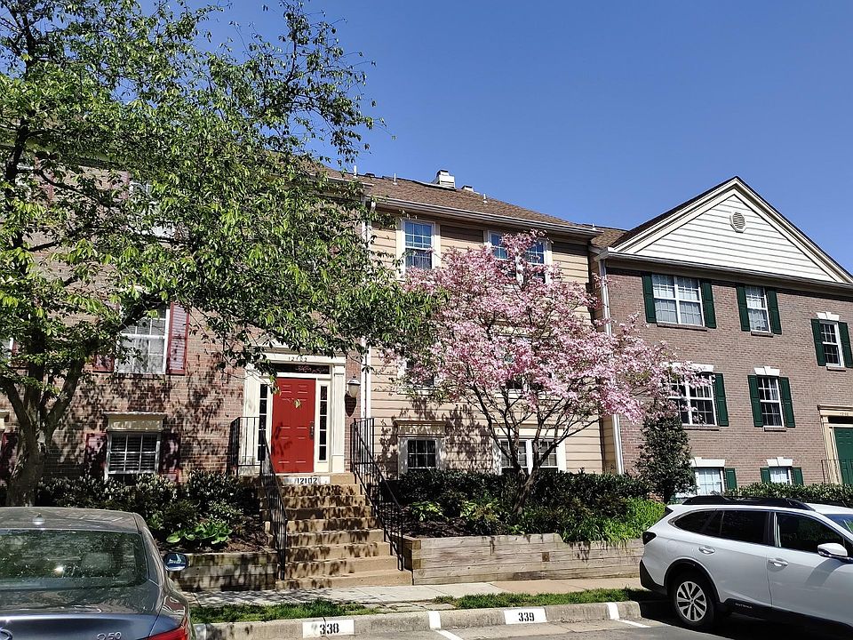 1st image of 12102 Green Leaf Ct APT 101