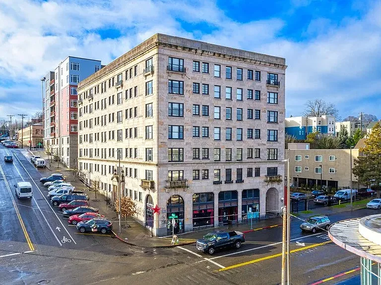 Walker Apartments — Photo 3