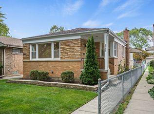 6455 N Albany Ave, Chicago, IL 60645