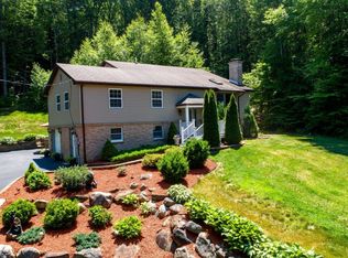 265 Dickinson Hill Rd, Russell, MA 01071