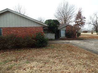 21677 Troon Ln, Siloam Springs, AR 72761