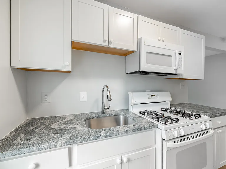 3463 Minnesota Ave SE #6 — Photo 5