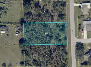 913 Gerald Ave, Lehigh Acres, FL 33936