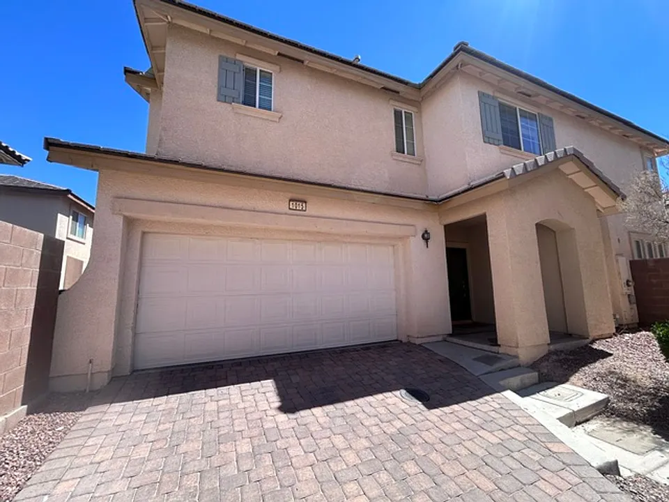 1015 Appaloosa Hills Ave
