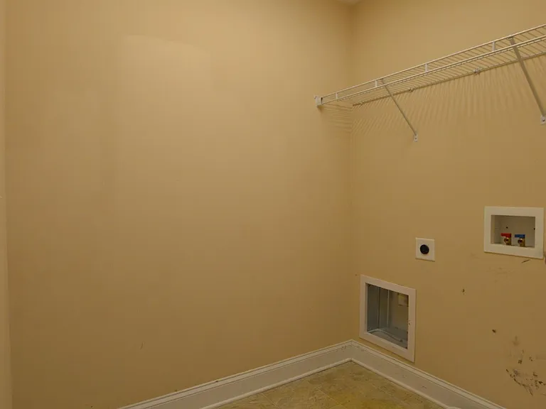 304 Vilas Way S — Photo 17